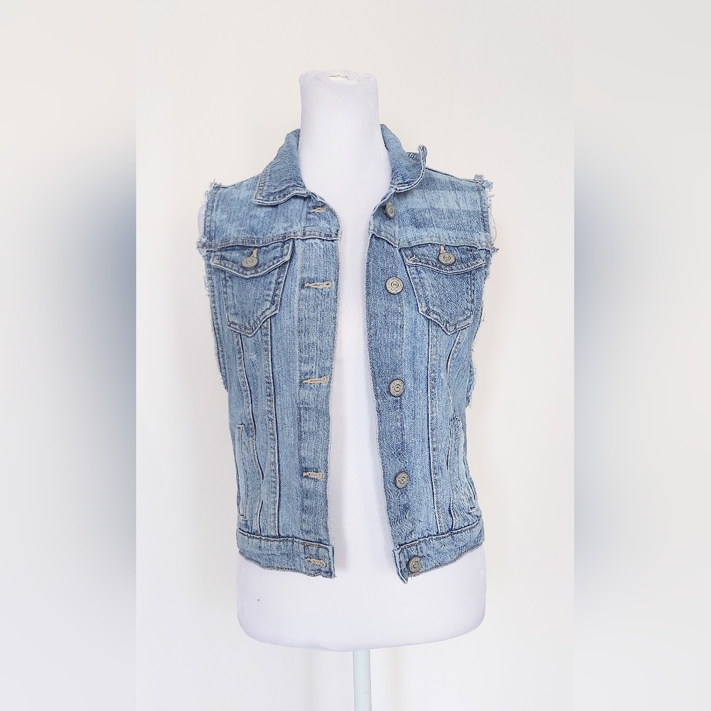 Aeropostale Original Brand Lightly Distressed Denim Vest Blue Size Small